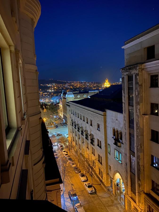 Parliament On Rustaveli Studio 第比利斯 外观 照片